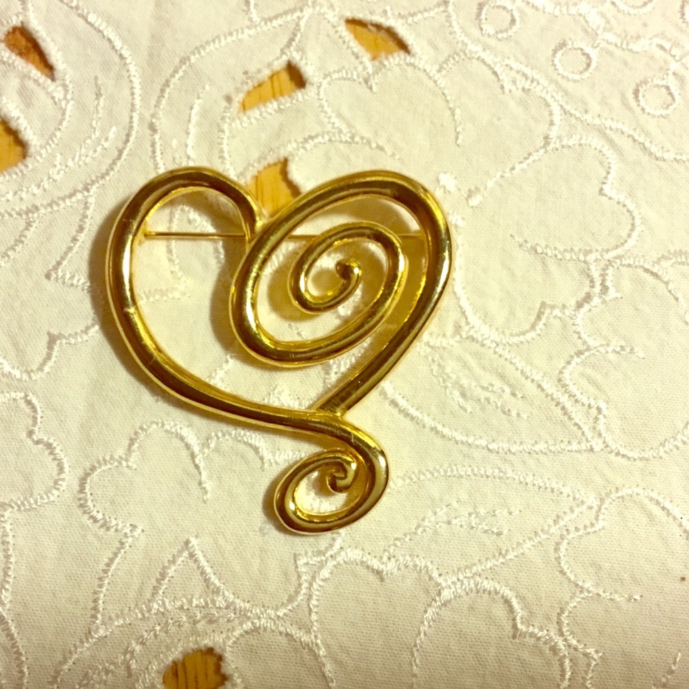 ⚜️Women’s Vintage Eternal Heart ⚜️